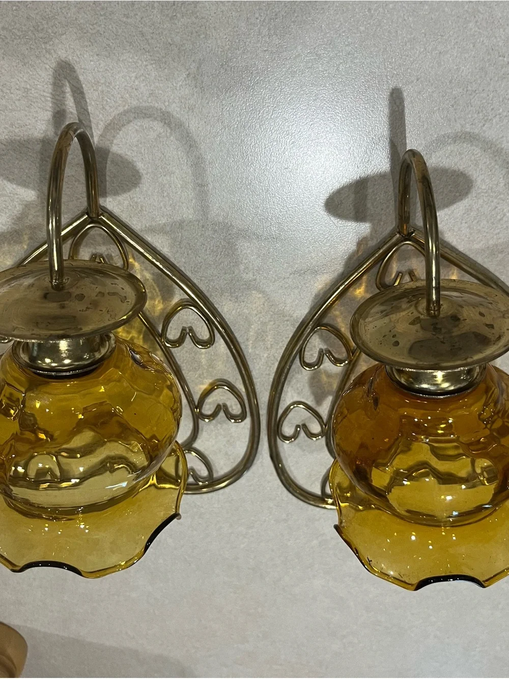 Home Interiors Amber Glass Heart Wall Sconces with Ruffled Shades